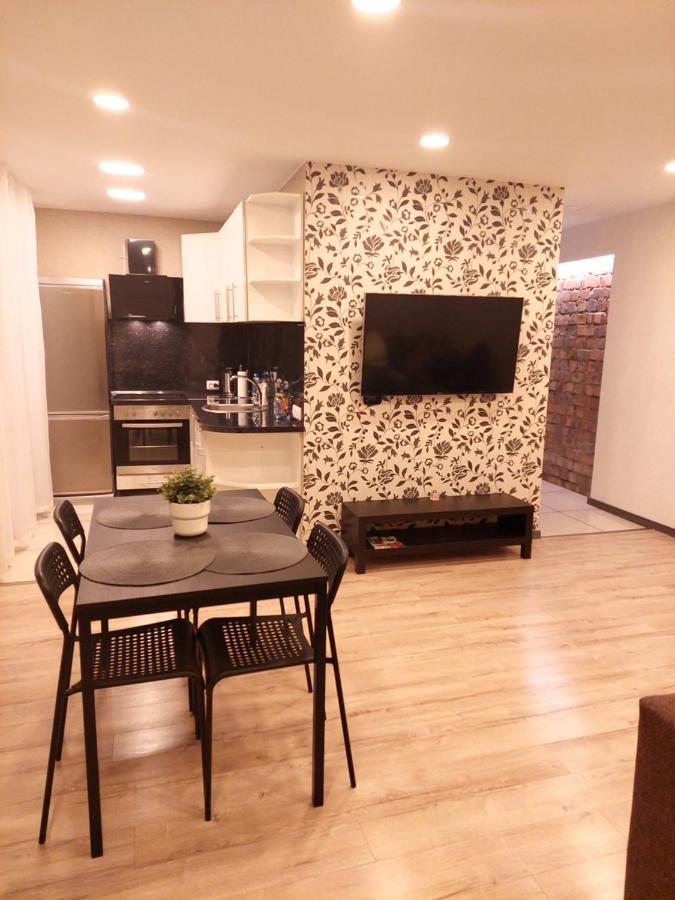 M14 Apartment Гулбене Екстериор снимка